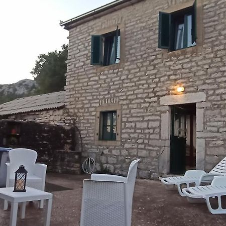 Old House Djurovic Villa Herceg Novi Buitenkant foto