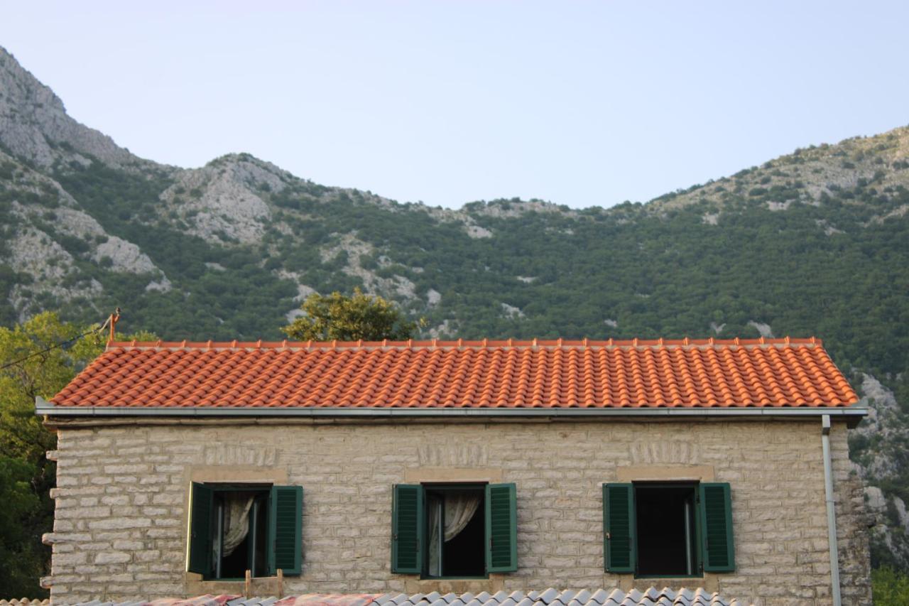 Old House Djurovic Villa Herceg Novi Buitenkant foto
